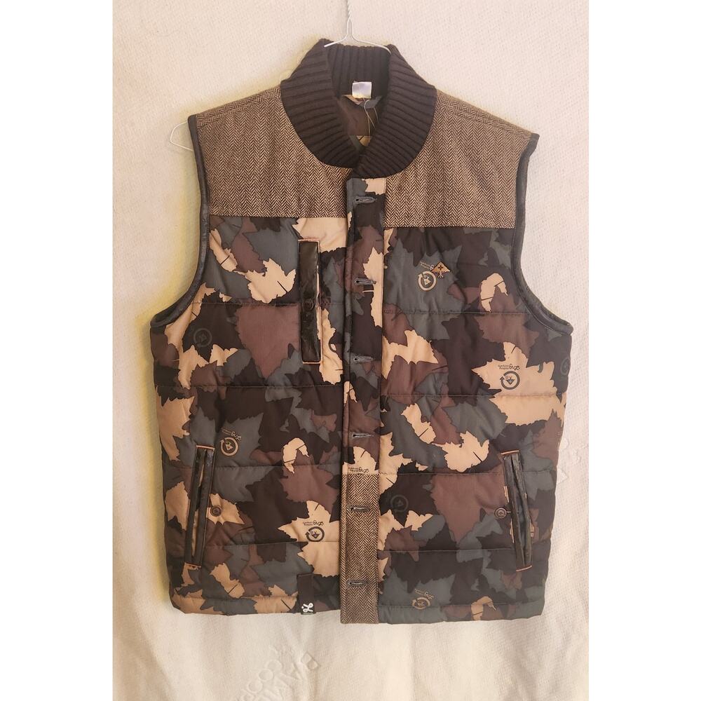 LRG leaf camouflage puffer vest with herringbone accents medium new with tag
